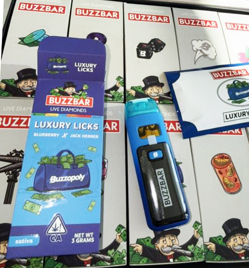 BUZZOPOLY 3G Triple Flavor Disposable